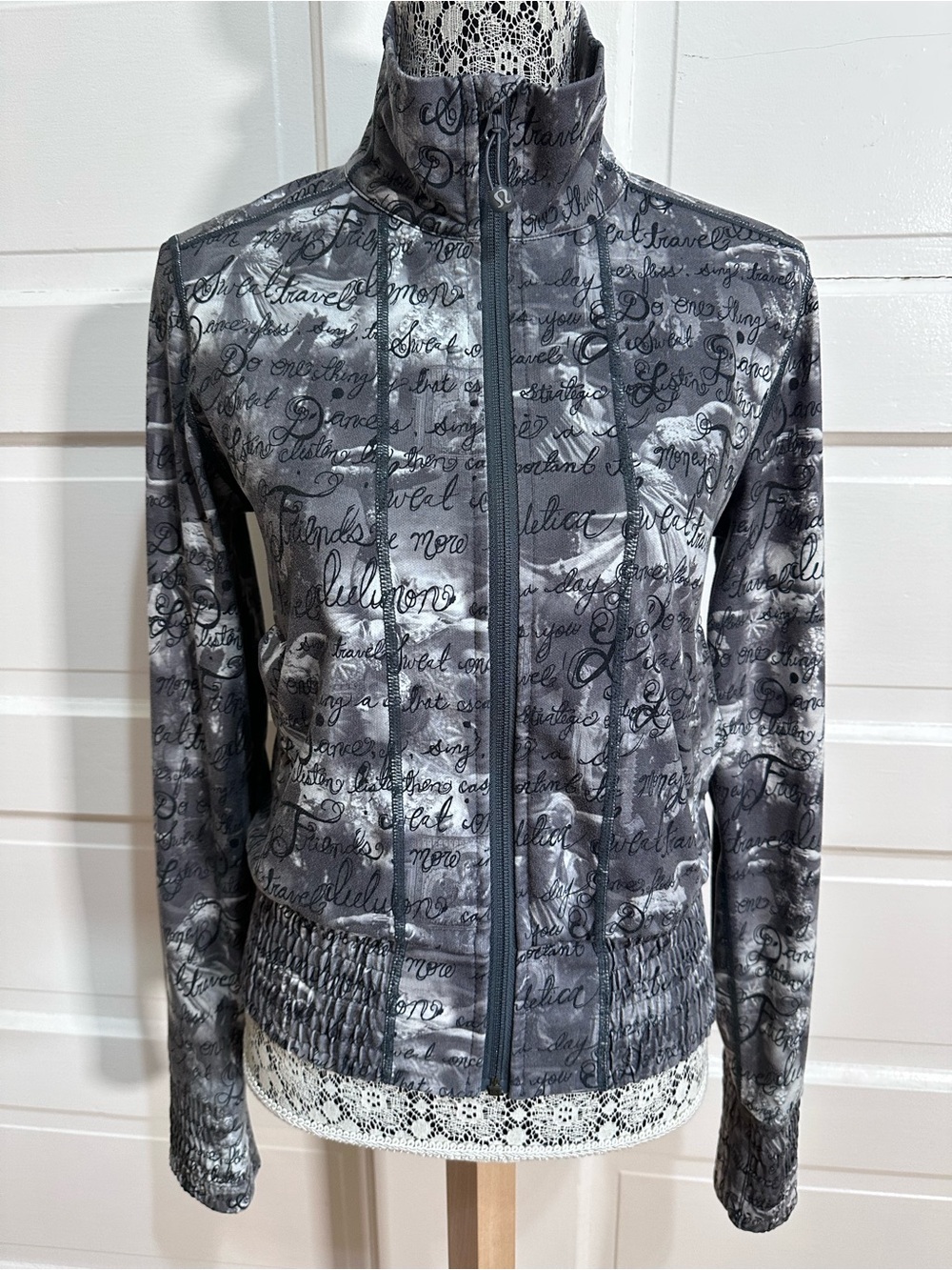 Rare Lululemon Da Bomber Jacket Size 8 Coal Grey Inky Manifesto